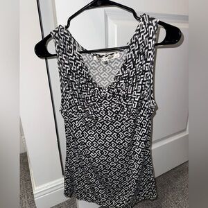 Max Studio Black and White Patterned Blouse